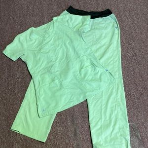 Nurse mates scrub set